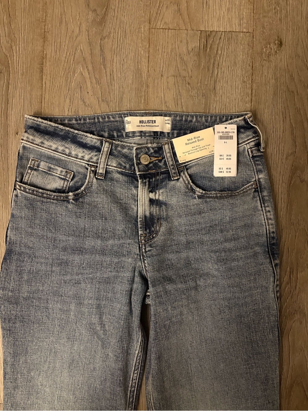 Hollister Women's Light Wash High-Rise Jeans